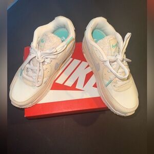 Brand New Kids 90 Nike Air Max